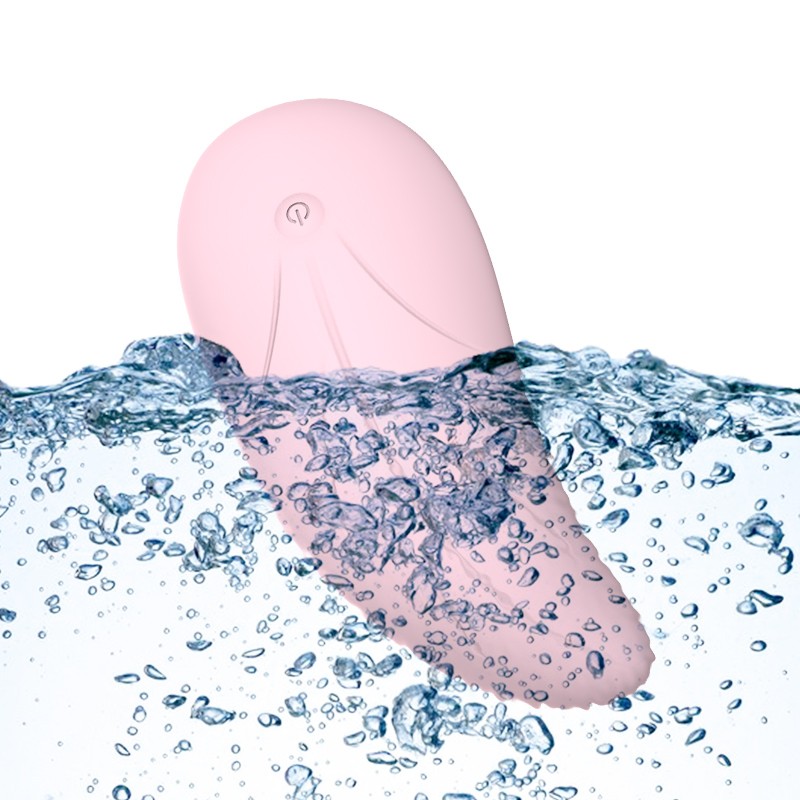 The Leaf by No. 9 Black